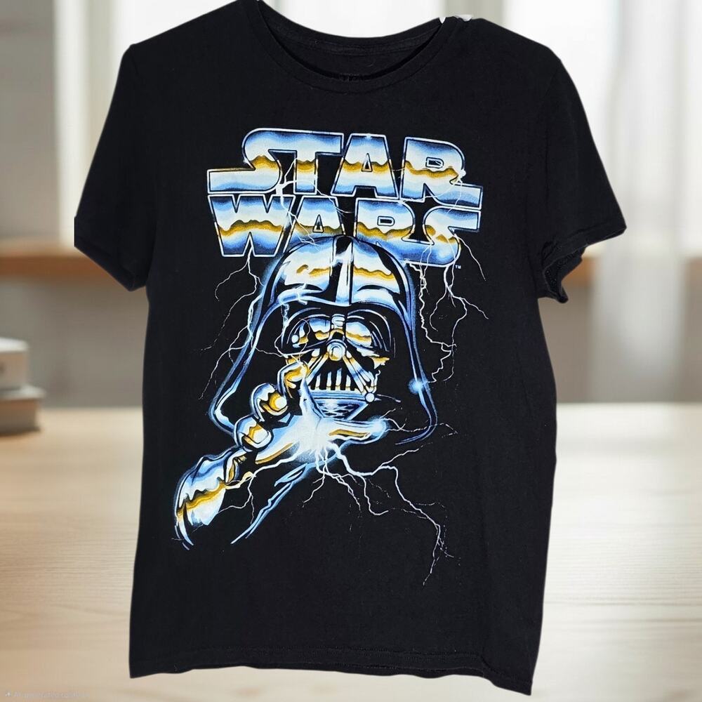 Star Wars Darth Vader Force Lightning Graphic Tee Men's Small